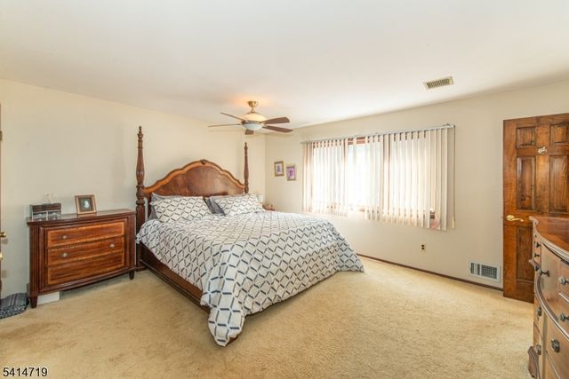 181 Center Grove Rd, Randolph Twp., NJ 07869