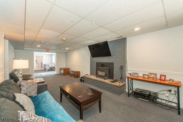 181 Center Grove Rd, Randolph Twp., NJ 07869