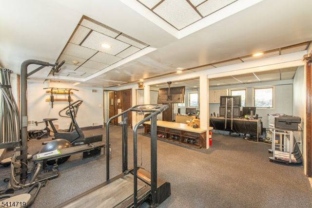 181 Center Grove Rd, Randolph Twp., NJ 07869