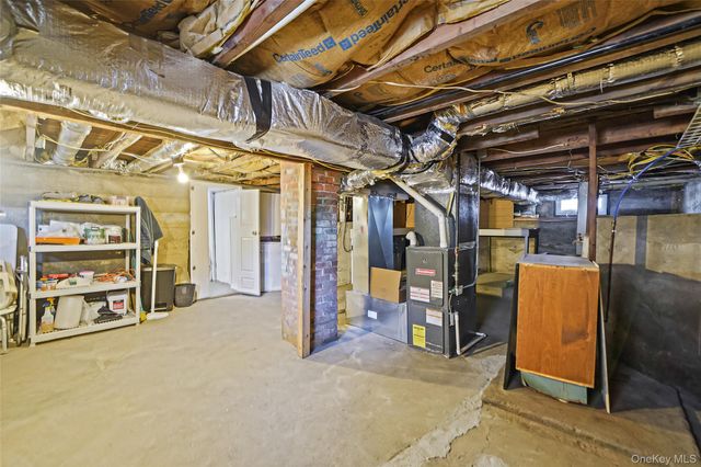 59 Richard Avenue, Islip Terrace, NY 11752