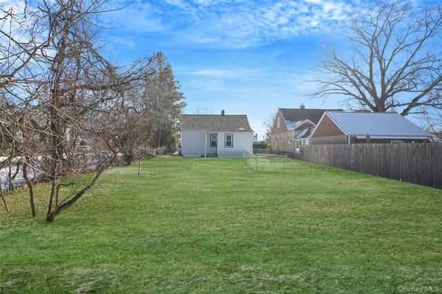 59 Richard Avenue, Islip Terrace, NY 11752