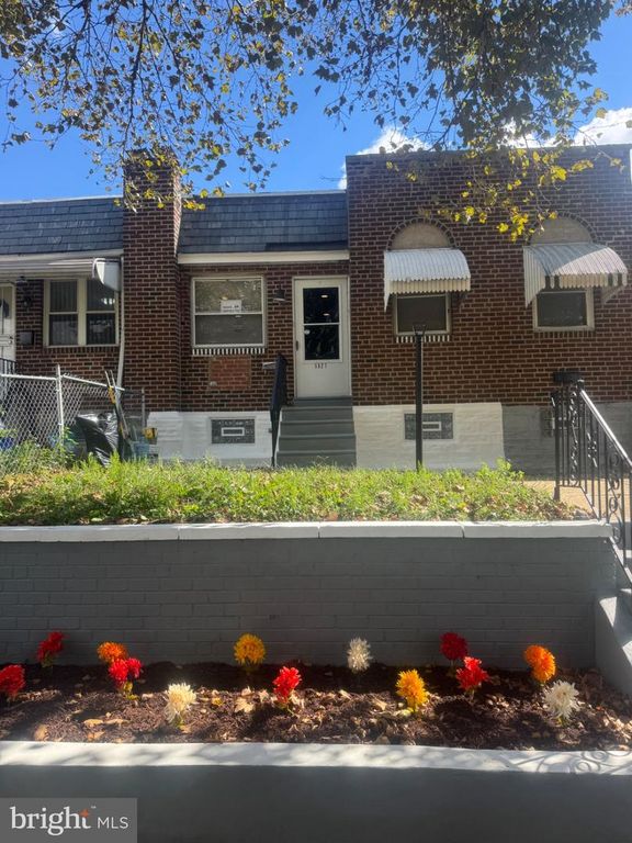 5827 BUSTLETON AVE NE, PHILADELPHIA, PA 19149 — exterior