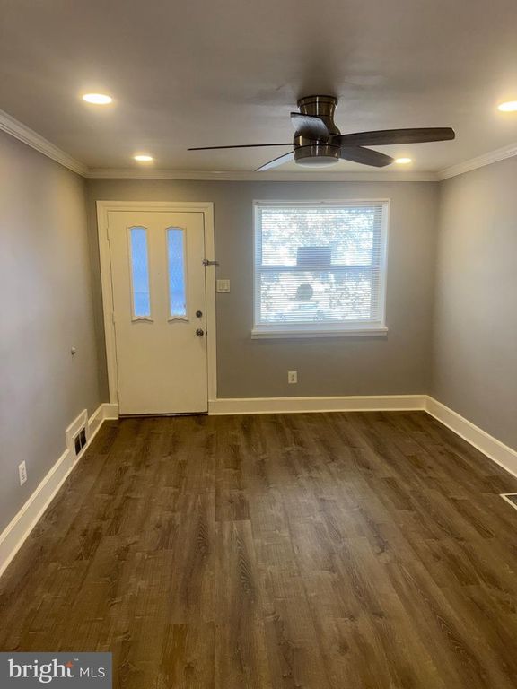 5827 BUSTLETON AVE NE, PHILADELPHIA, PA 19149 — photo 4