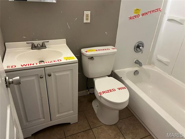 1765 Cargill Drive, St Louis, MO 63136