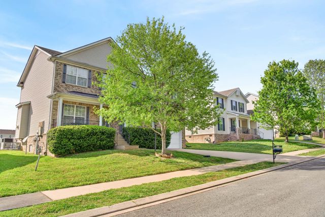 183 Vintage Circle, Hendersonville, TN 37075