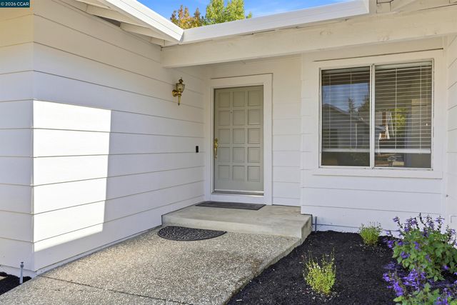 3052 Montevideo Dr, San Ramon, CA 94583