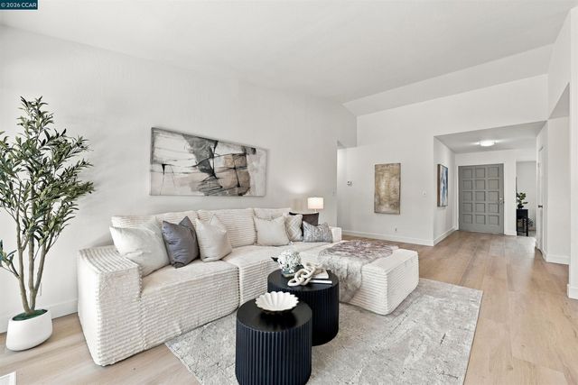 3052 Montevideo Dr, San Ramon, CA 94583