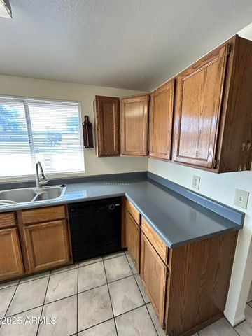 2120 N YUCCA Court, Chandler, AZ 85224