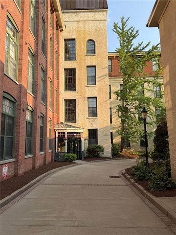 15 Higgins Street 225, Smithfield, RI 02917