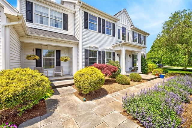 47 Scarborough Park, Penfield, NY 14625