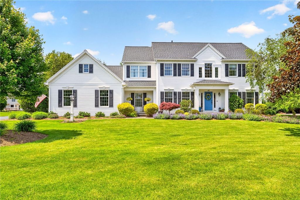 47 Scarborough Park, Penfield, NY 14625