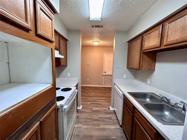 9696 Walnut 617, Dallas, TX 75243