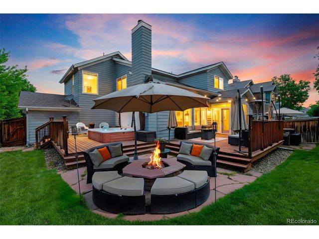 9352 Chambray Ln, Littleton, CO 80130