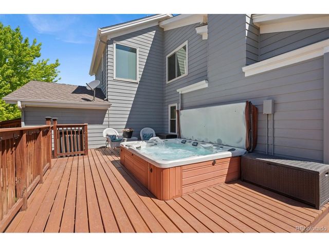 9352 Chambray Ln, Littleton, CO 80130