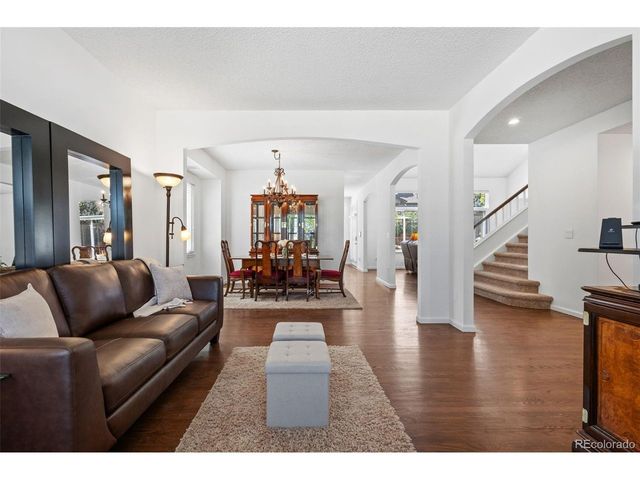 9352 Chambray Ln, Littleton, CO 80130