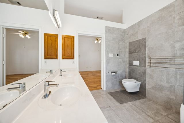 9325 Vista Circle, Irving, TX 75063