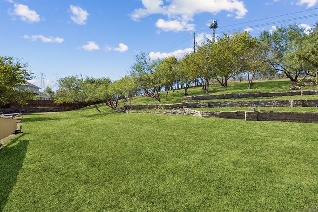 9325 Vista Circle, Irving, TX 75063