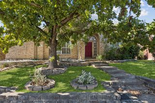 9325 Vista Circle, Irving, TX 75063