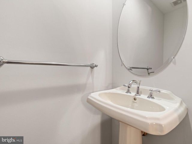 2807 CORNET CT, Silver Spring, MD 20904