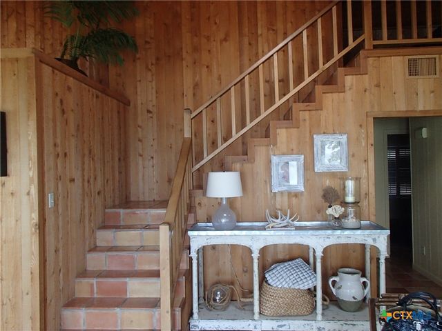 1603 W Lakeside Drive, Canyon Lake, TX 78133