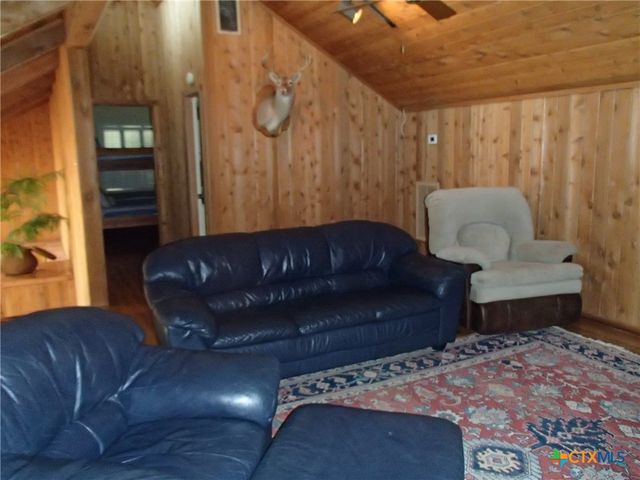 1603 W Lakeside Drive, Canyon Lake, TX 78133