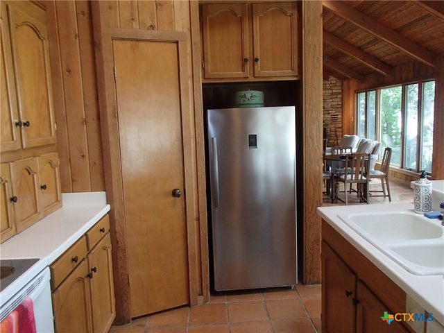 1603 W Lakeside Drive, Canyon Lake, TX 78133