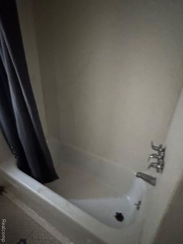 5517 Drexel Street, Detroit, MI 48213