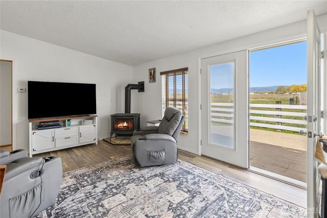 700 N Pierce Street, Kittitas, WA 98934