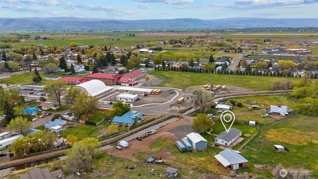 700 N Pierce Street, Kittitas, WA 98934