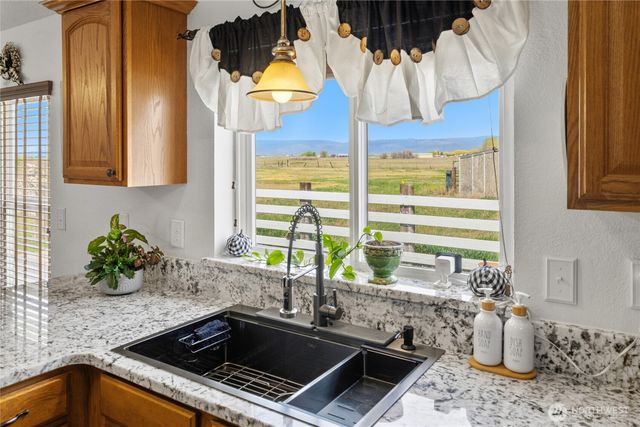 700 N Pierce Street, Kittitas, WA 98934