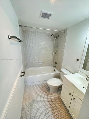 4160 Inverrary Dr 510, Lauderhill, FL 33319