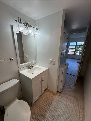 4160 Inverrary Dr 510, Lauderhill, FL 33319