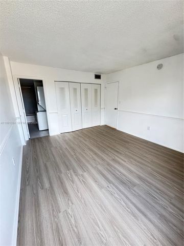 4160 Inverrary Dr 510, Lauderhill, FL 33319