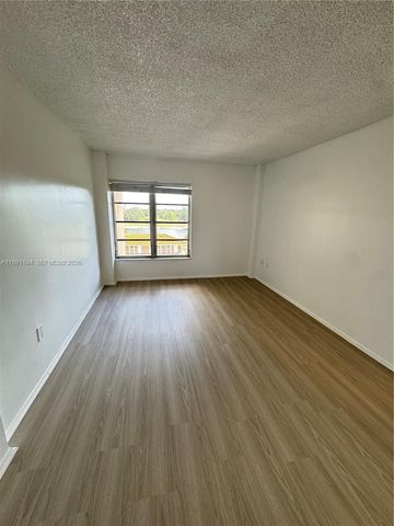 4160 Inverrary Dr 510, Lauderhill, FL 33319