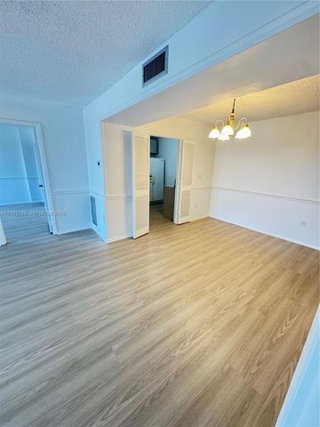 4160 Inverrary Dr 510, Lauderhill, FL 33319