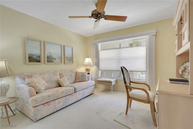 1705 Beach PKWY 206, Cape Coral, FL 33904