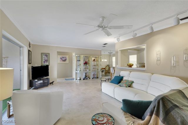 1705 Beach PKWY 206, Cape Coral, FL 33904