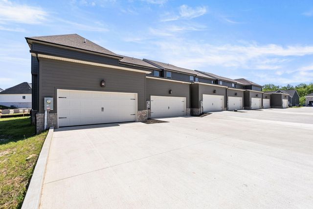 125 Blackberry Lane, Georgetown, KY 40324