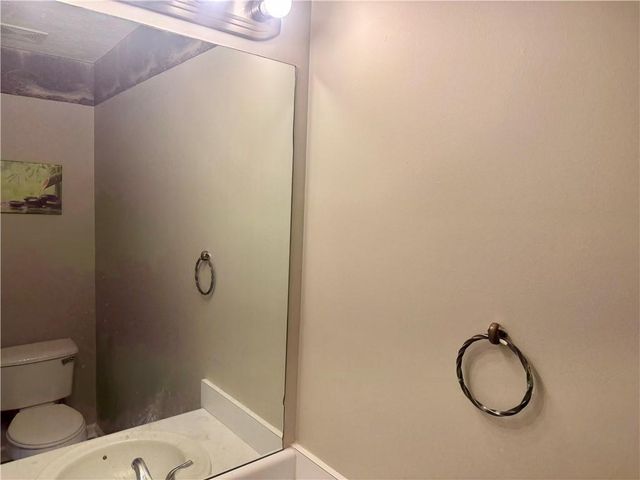 2485 Hampshire Cove, Conyers, GA 30013