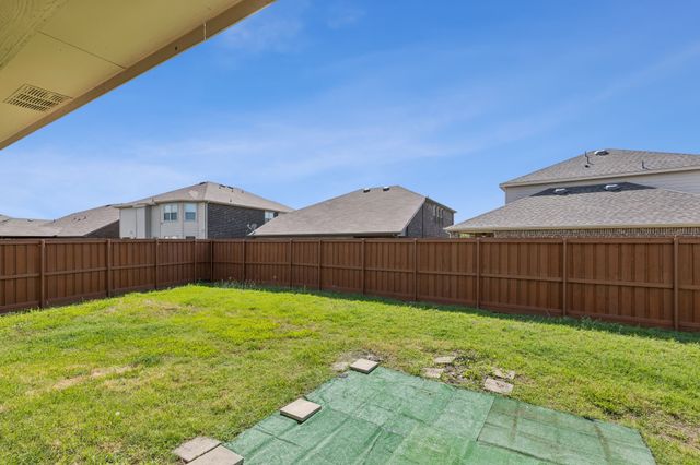 2009 Wagon Trail, Heartland, TX 75126