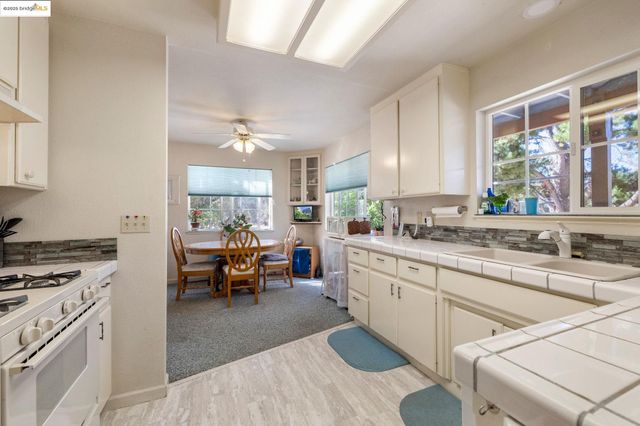 16641 Buckhorn Mountain Rd, Sonora, CA 95370