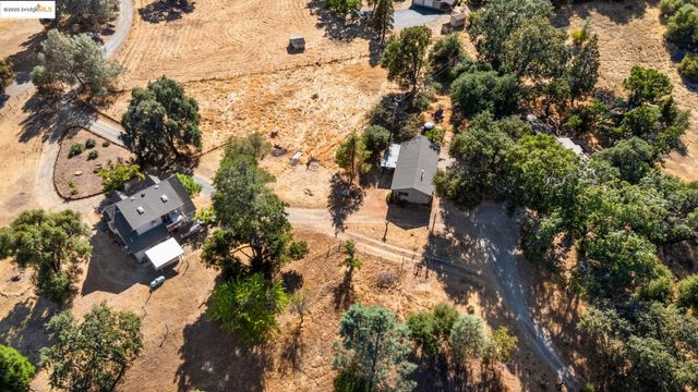 16641 Buckhorn Mountain Rd, Sonora, CA 95370