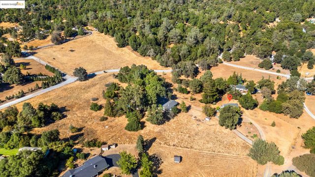 16641 Buckhorn Mountain Rd, Sonora, CA 95370