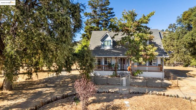 16641 Buckhorn Mountain Rd, Sonora, CA 95370