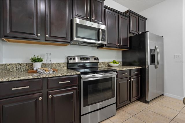 1264 SEBURN ROAD, Apopka, FL 32703