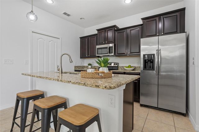 1264 SEBURN ROAD, Apopka, FL 32703