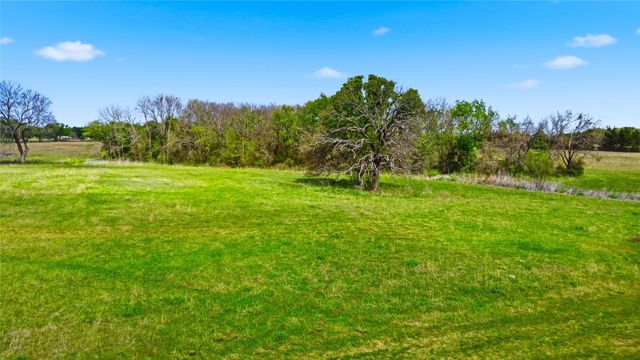 557 FM 196, Pattonville, TX 75468