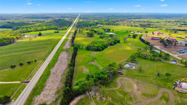 557 FM 196, Pattonville, TX 75468