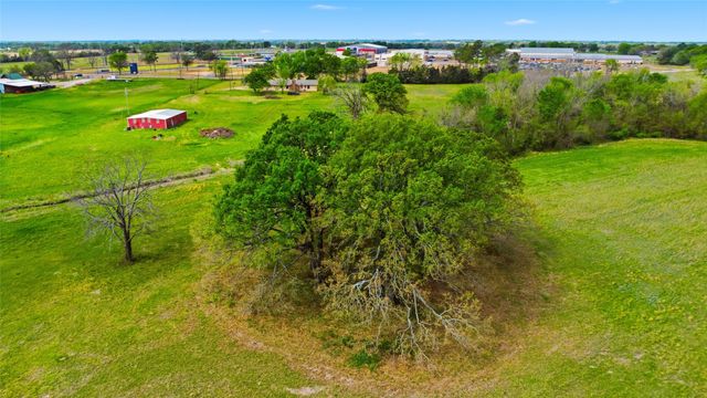 557 FM 196, Pattonville, TX 75468