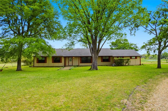 557 FM 196, Pattonville, TX 75468